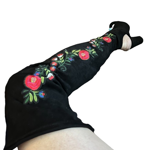 Liliana Thigh High Floral Embroidered Faux Suede 4.5” Heel Open Toe Heel Boots 8 - Picture 4 of 9